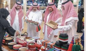 مهرجان “بيت حائل” يرسخ التراث الحرفي والهوية المحلية
