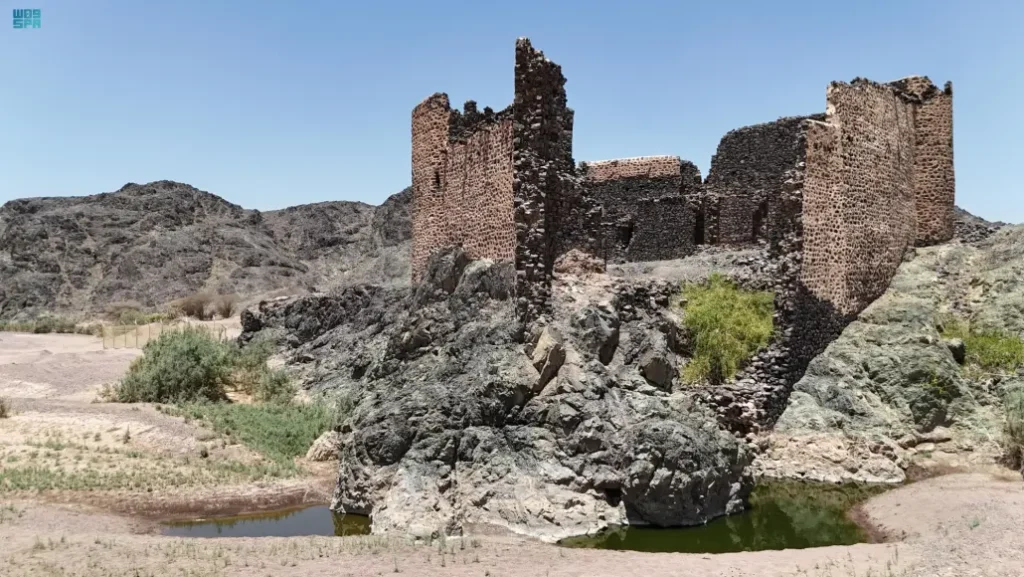 قلعة “هدية” تروي تاريخ قوافل الحجاج والتجار نحو مكة