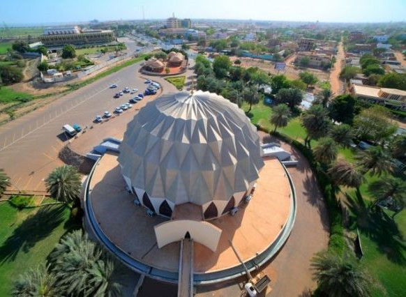 مسجد النيلين في مدينة أم درمان