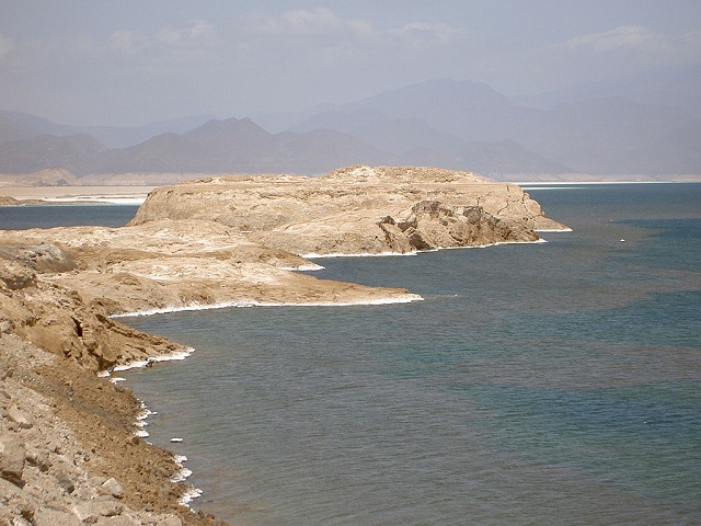 بحيرة عسل