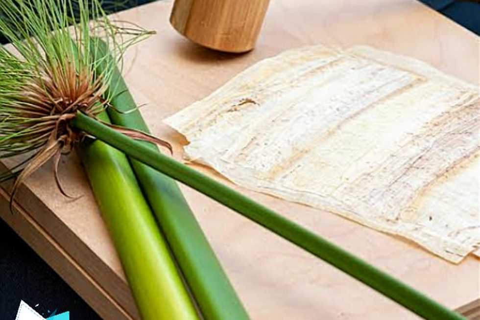 صناعة ورق البردي