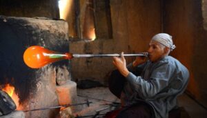 صناعة الزجاج في مصر