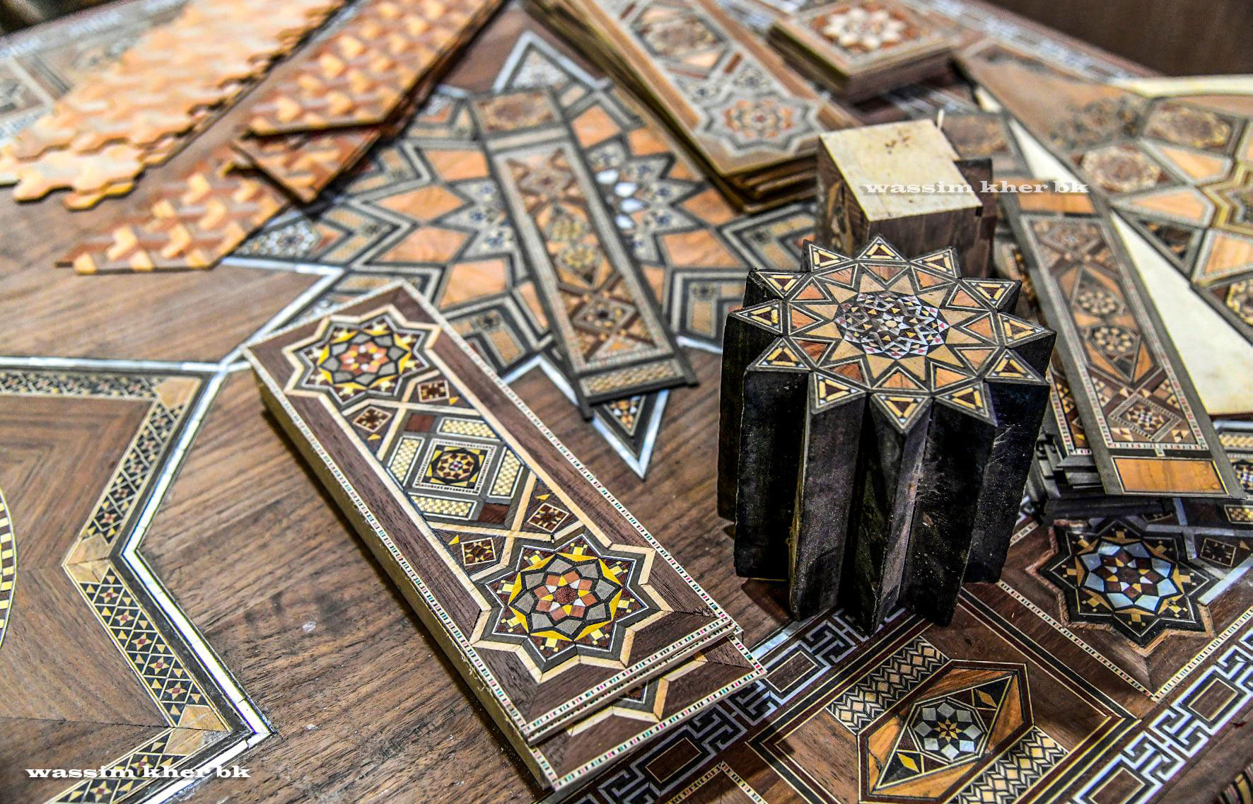 الموزاييك المعدني